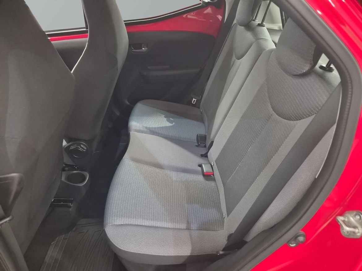 Toyota Aygo X-Play 2020, bild 9/10