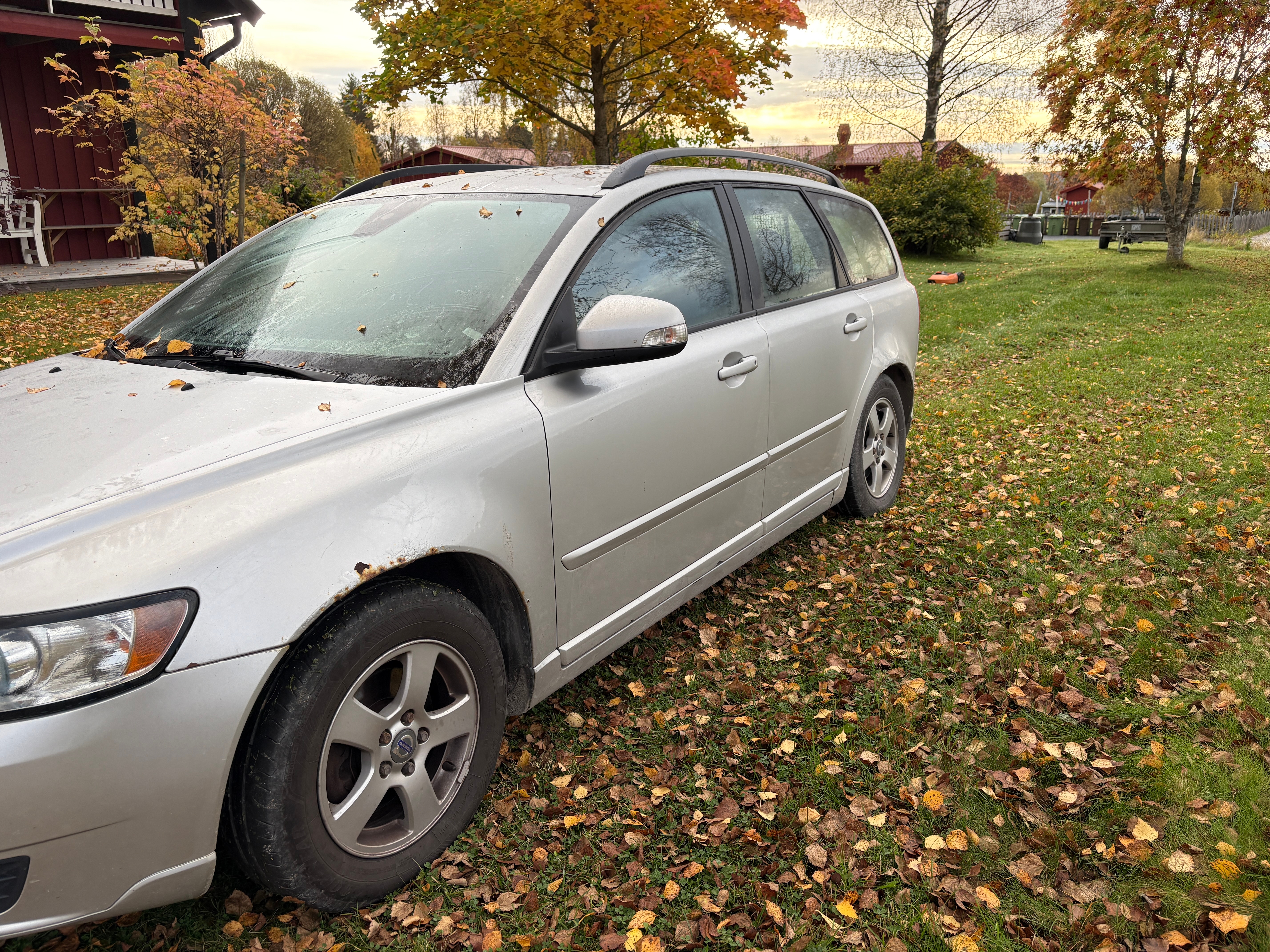 Volvo V50 2010, kuva 2/3