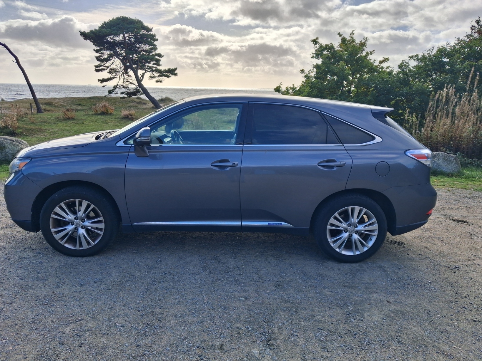 Lexus RX 450h AWD 3.5 V6 AWD CVT 2012, bild 2/6