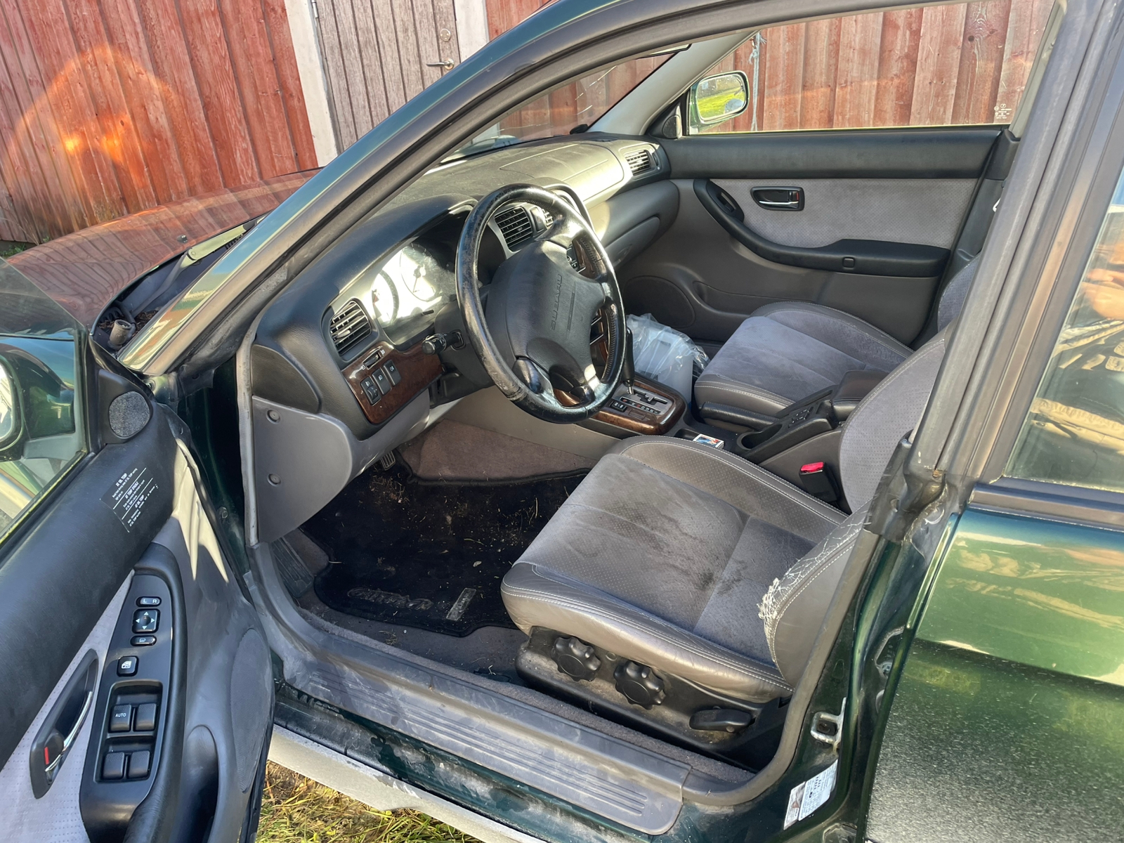 Subaru Outback 1999, bild 6/6
