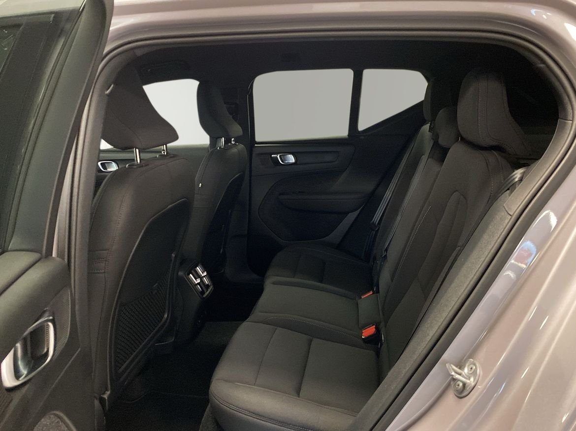 Volvo EX40 Extended Range Plus 2026, bild 7/10