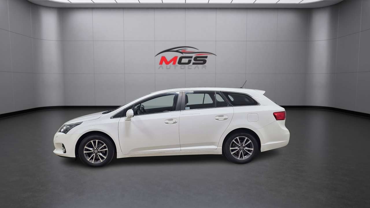 Toyota Avensis 2.0 D-4D 2012, photo 6/10