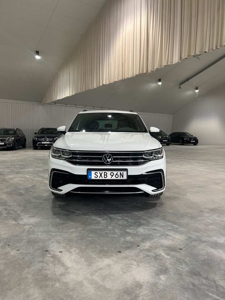 Volkswagen Tiguan 1.4 eHybrid R-Line 2022, bild 2/10