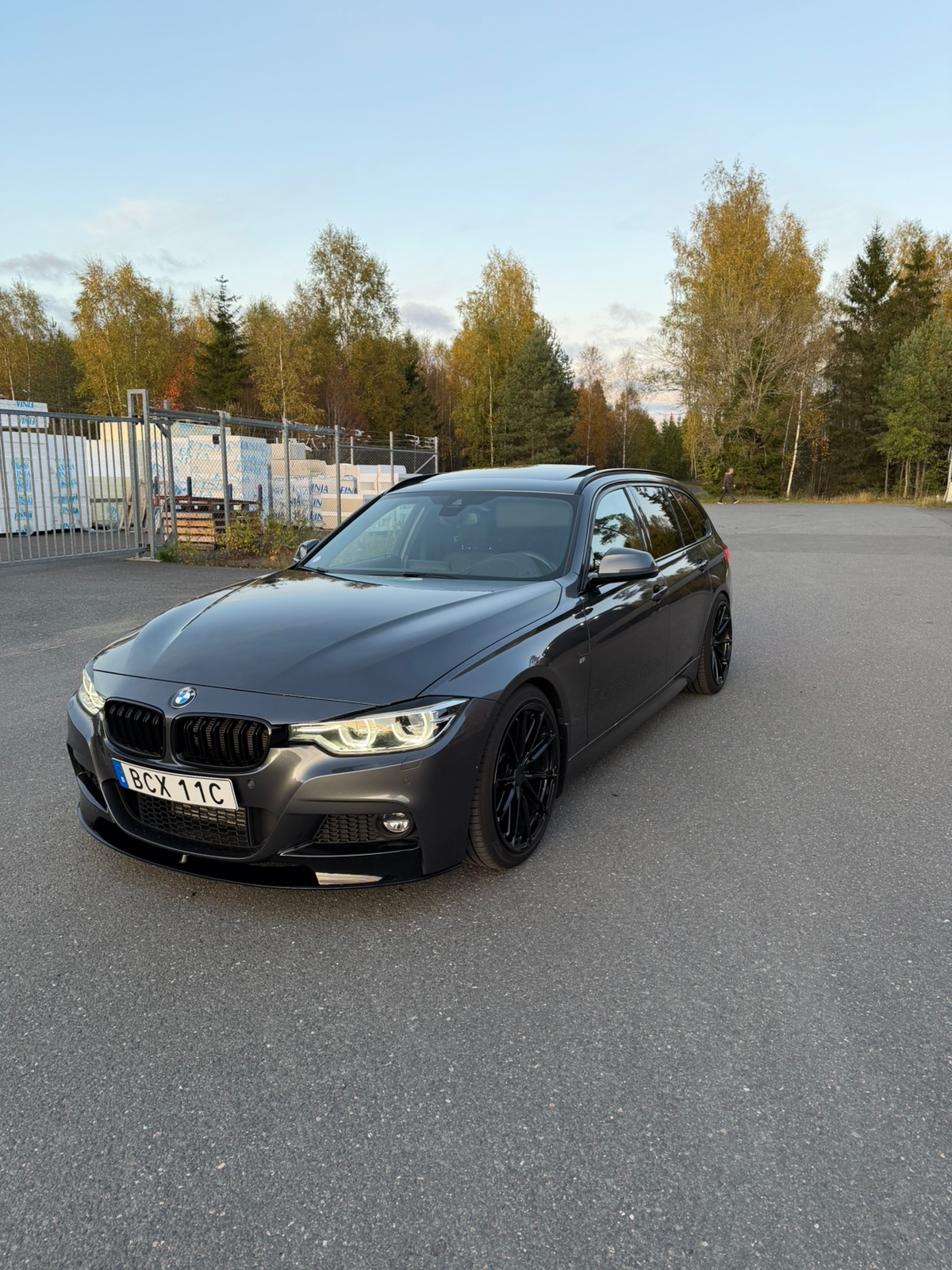 BMW 320d 2019, bild 3/10