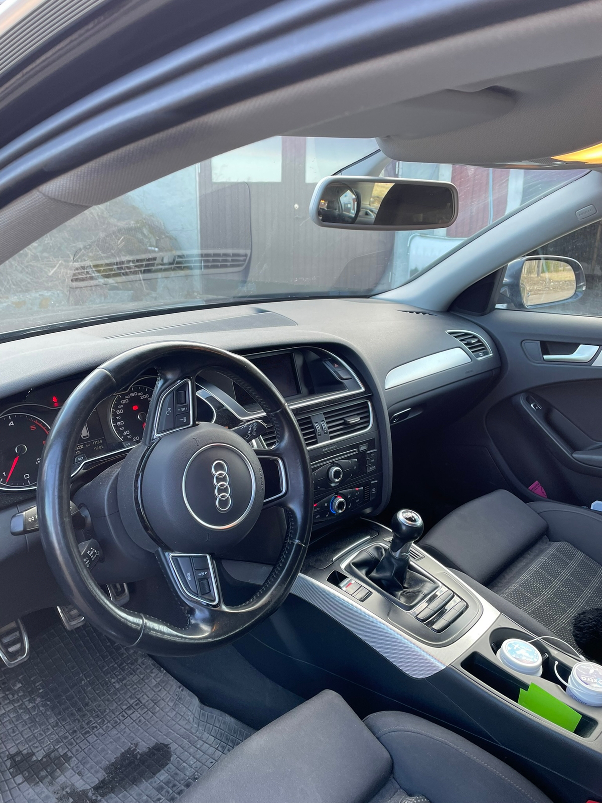 Audi A4 2.0 TDI 2015, bild 2/3