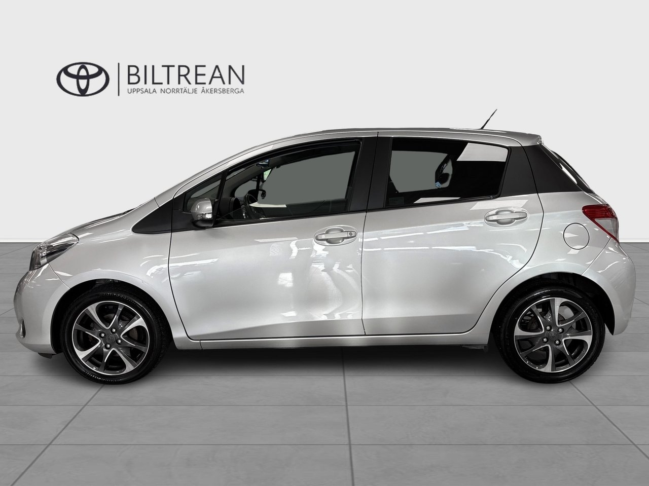 Toyota Yaris 1.33 Edition 2014, photo 3/10