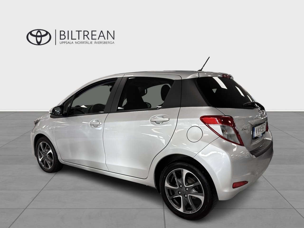 Toyota Yaris 1.33 Edition 2014, photo 2/10