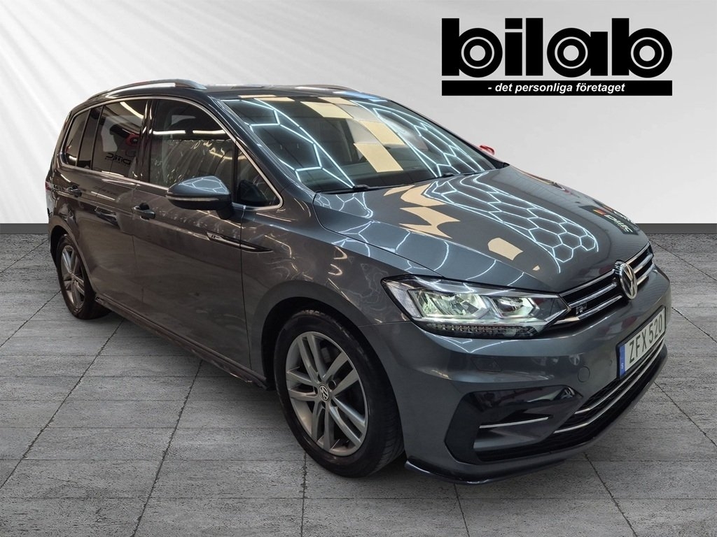 Volkswagen Touran 1.8 TSI R-Line 2018, kuva 2/9