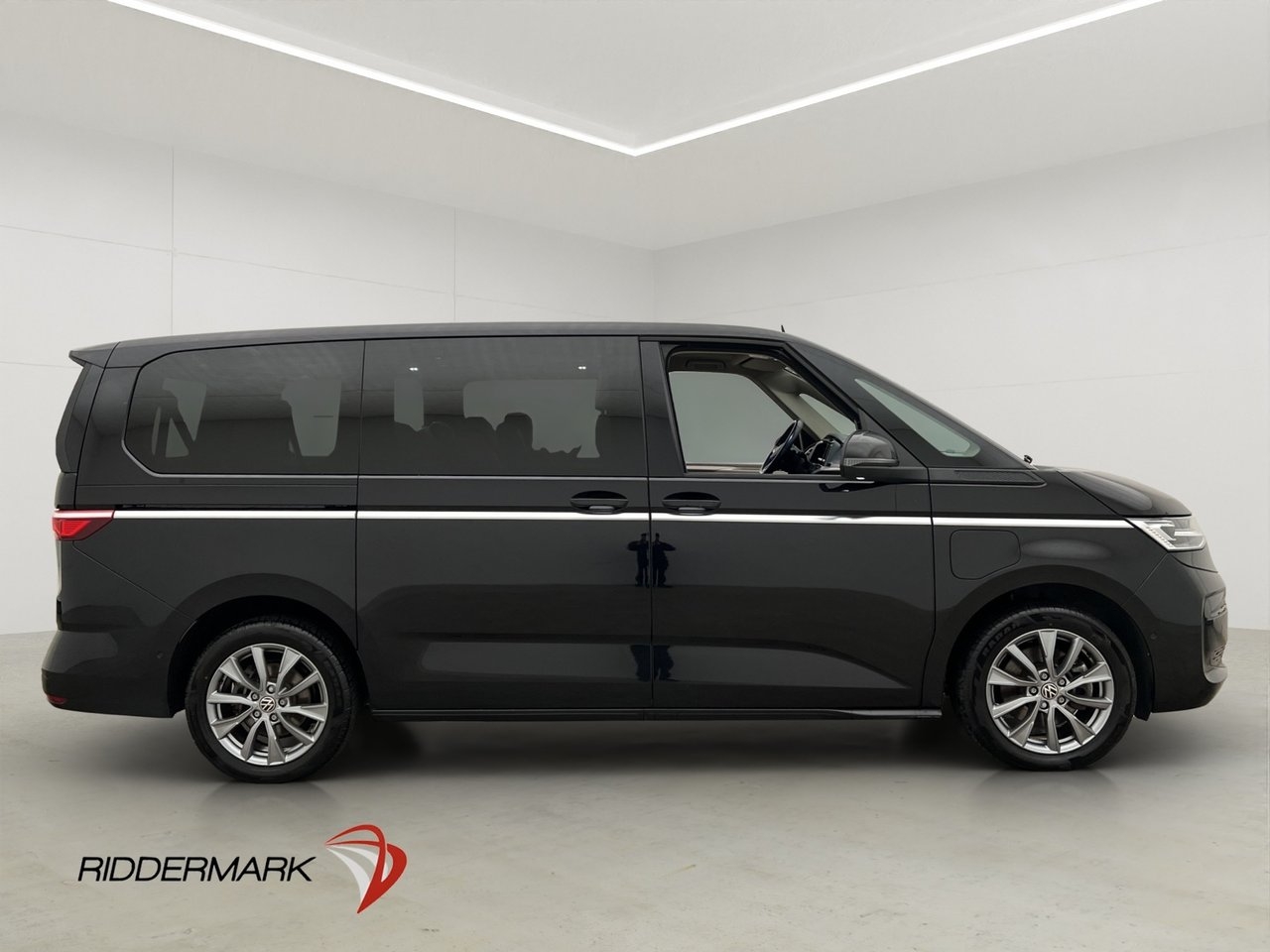 Volkswagen Multivan 1.4 eHybrid 2022, photo 2/10