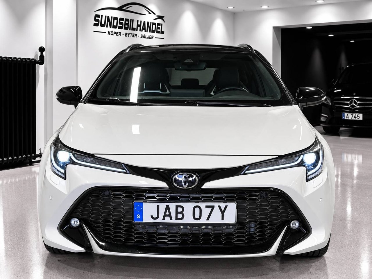 Toyota Corolla 1.8 Hybrid GR Sport 2022, bild 2/10
