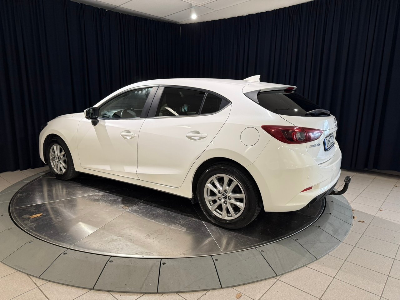 Mazda 3 SKYACTIV-G 120 2018, bild 4/10