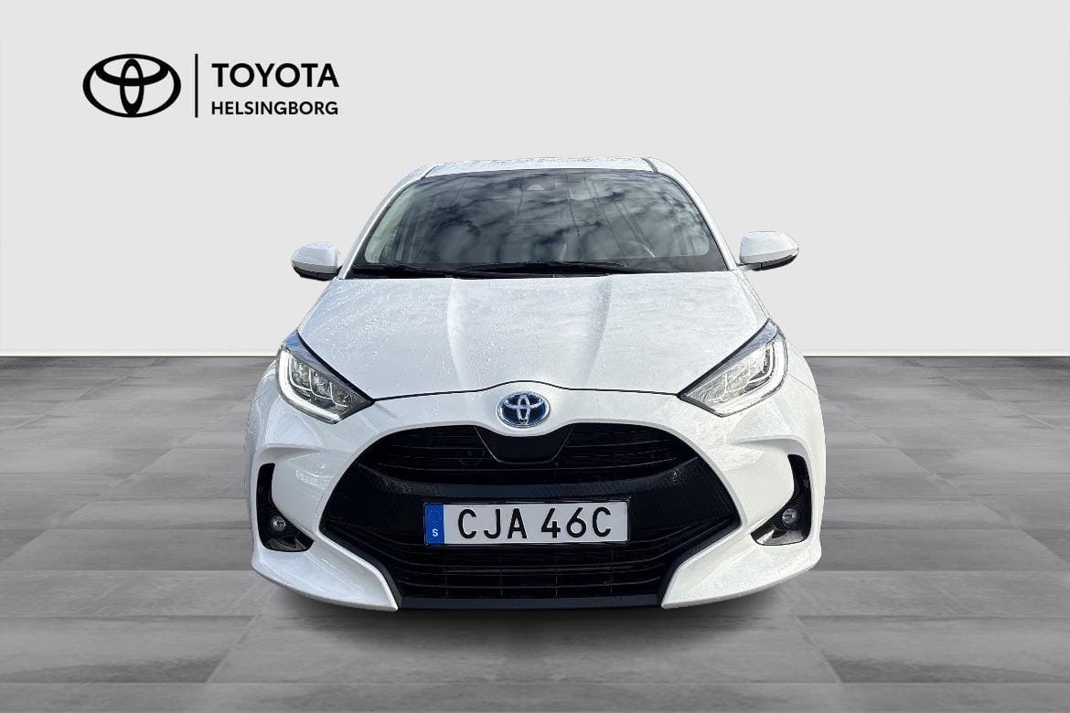 Toyota Yaris 1.5 Hybrid 116 Active Plus 2023, bild 3/10