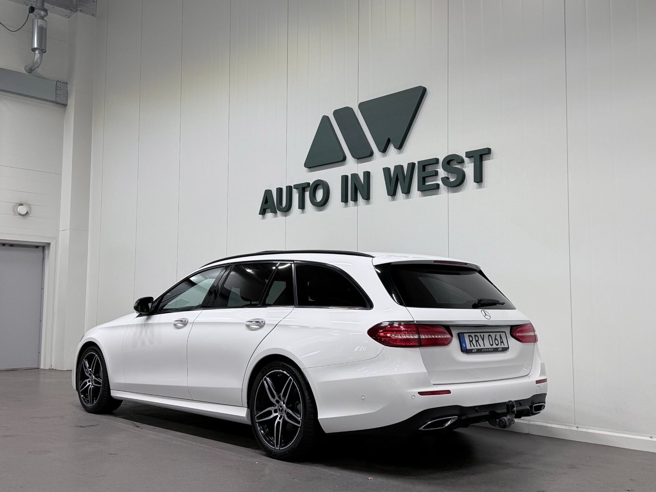 Mercedes-Benz E 200 d AMG 2020, bild 4/10