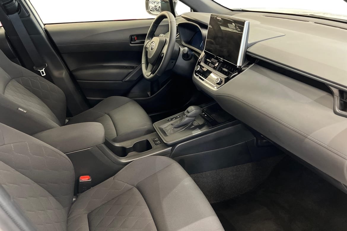 Toyota Corolla Cross 1.8 Hybrid 2026, kuva 7/10