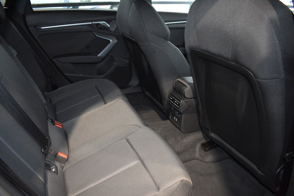 Audi A3 35 TFSI Proline 2025, bild 5/6