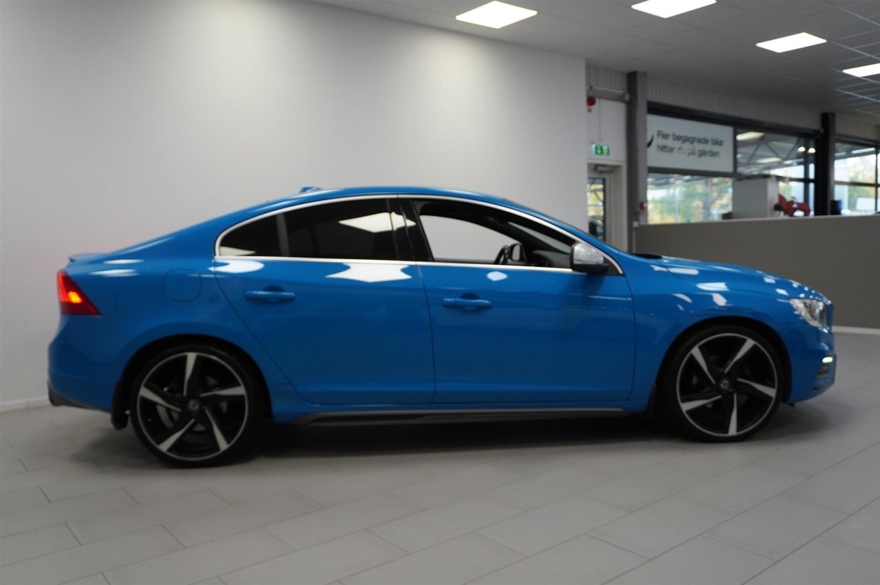 Volvo S60 D4 R Design 2015, bild 3/10