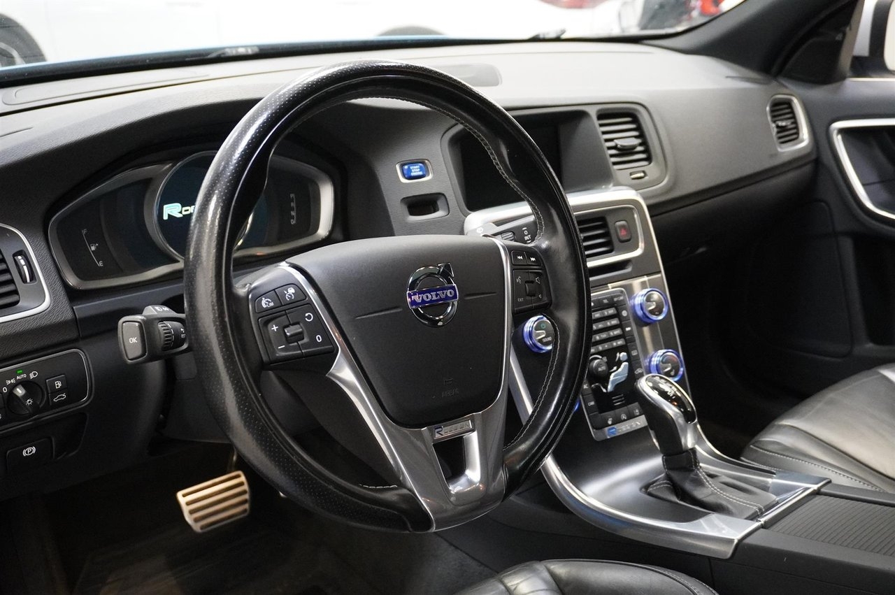 Volvo S60 D4 R Design 2015, bild 2/10