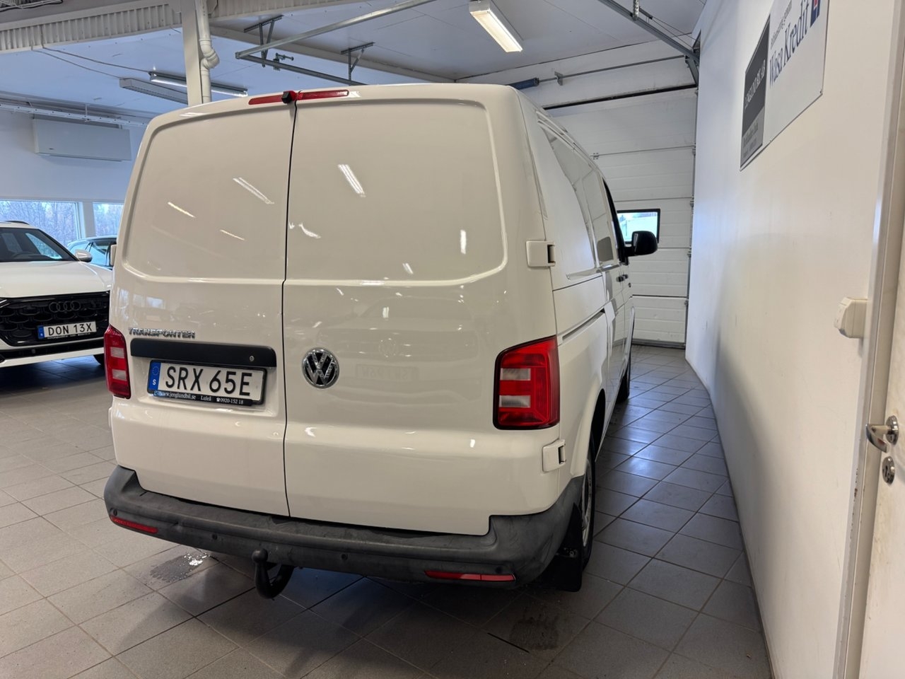 Volkswagen Transporter 2.0 TDI SCR 2019, kuva 4/9