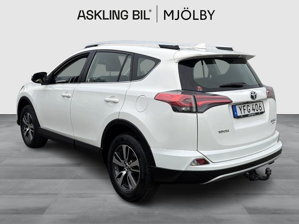 Toyota RAV4 Active 2016, bild 2/10