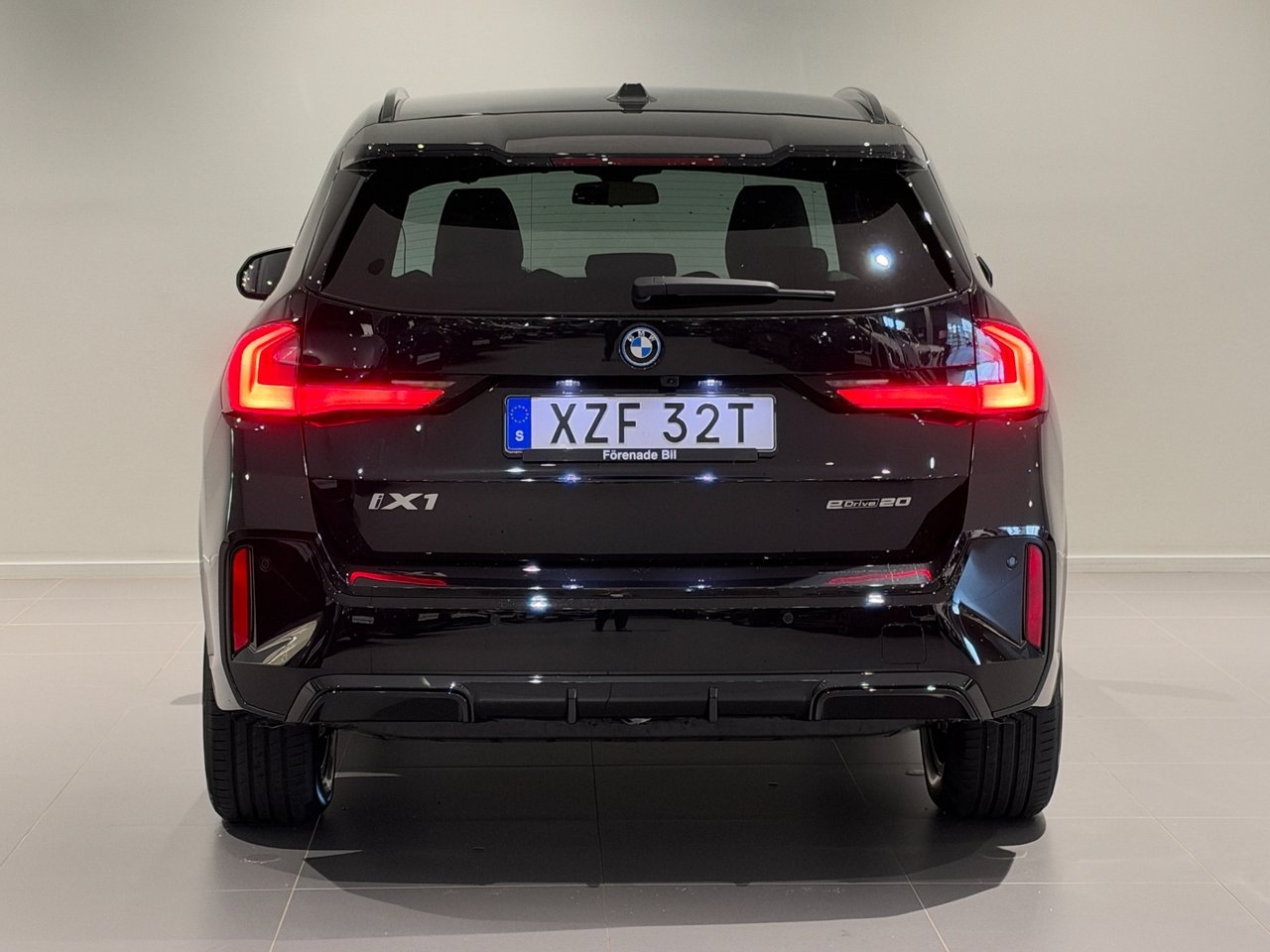BMW iX1 20 M Sport 2027, bild 4/10