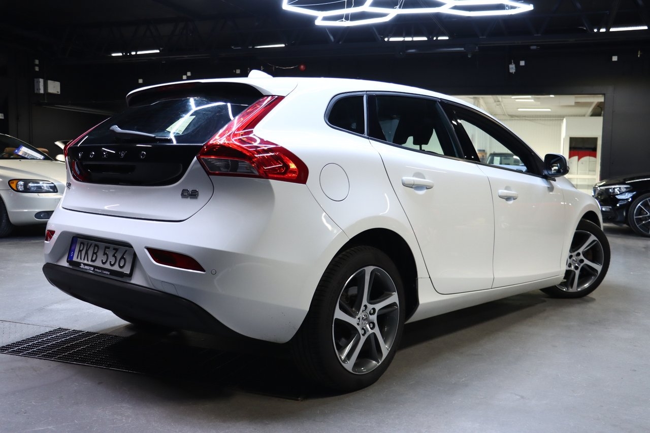 Volvo V40 D2 Business Advanced 2017, bild 4/10