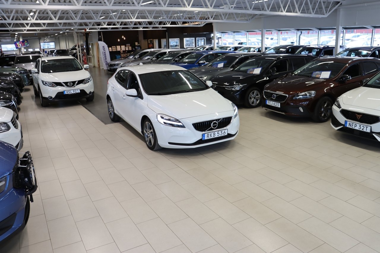 Volvo V40 D2 Business Advanced 2017, bild 3/10