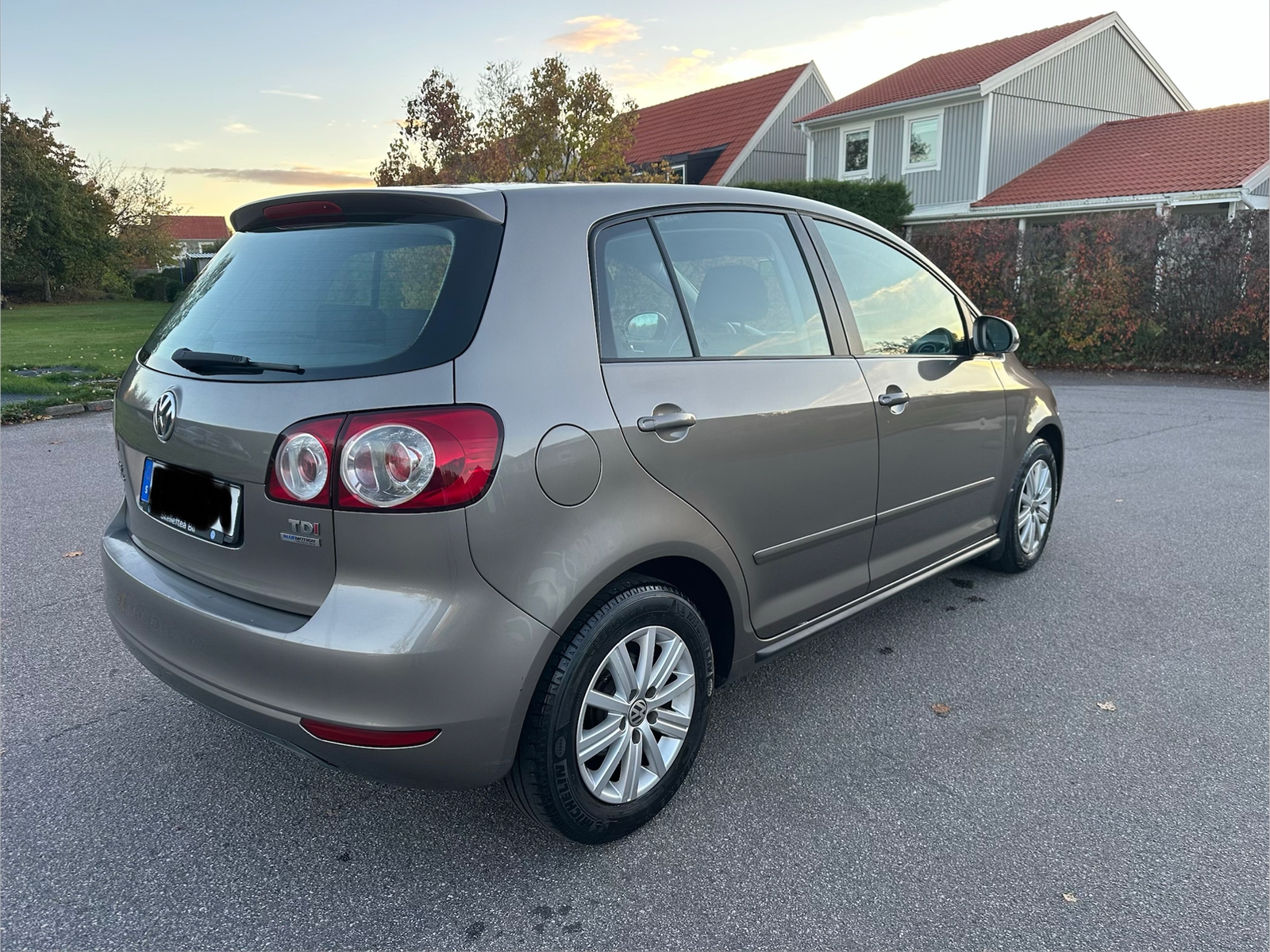 Volkswagen Golf Plus 1.6 TDI 2011, kuva 4/7
