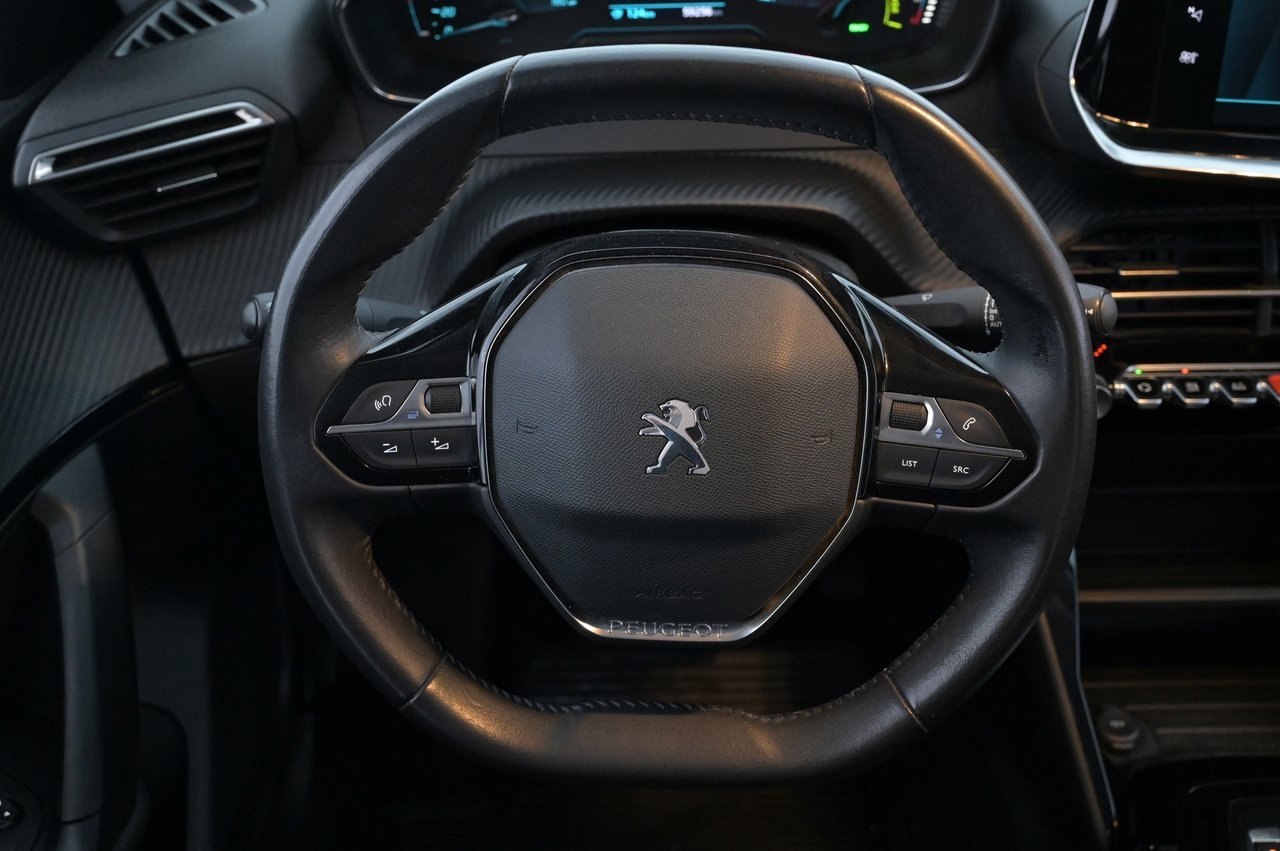 Peugeot e-2008 Active 2022, kuva 7/10