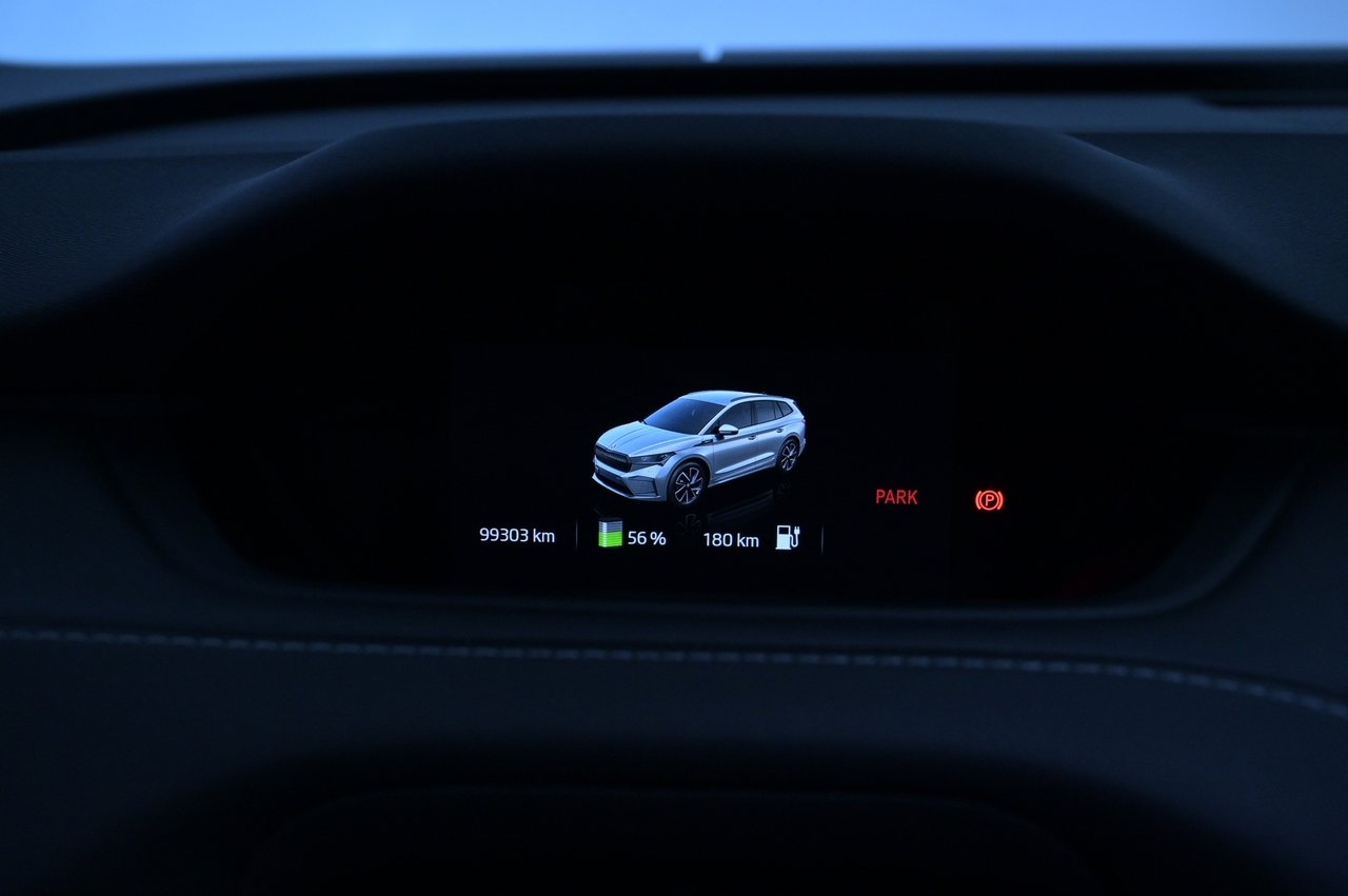 Skoda Enyaq 80 iV Sportline 2023, kuva 9/10