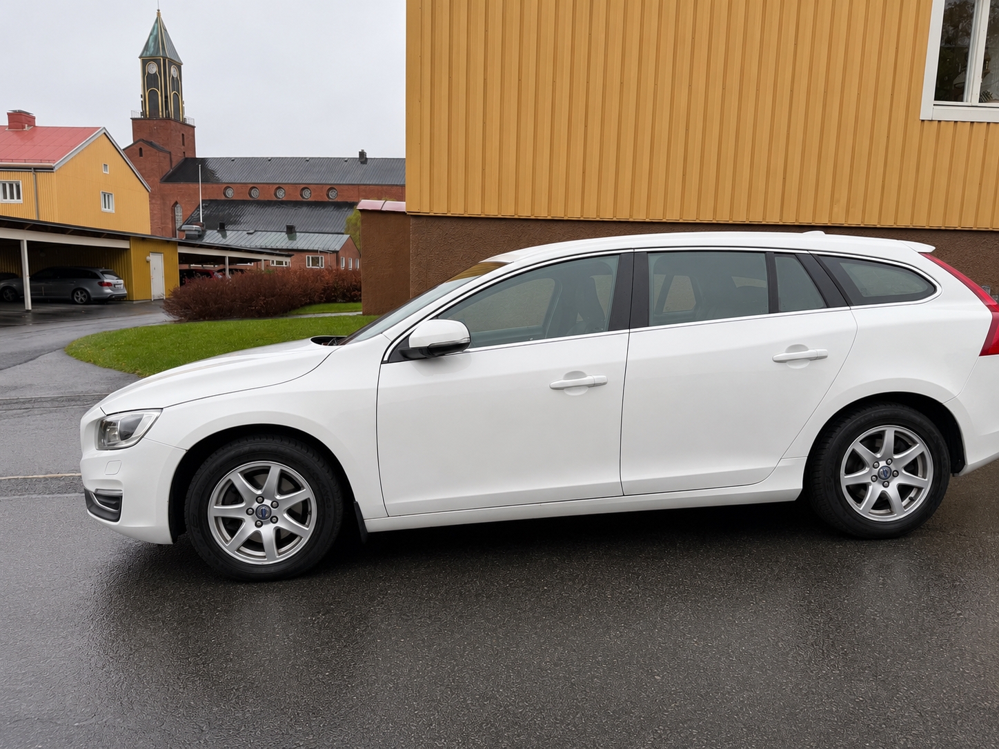 Volvo V60 D3 2014, bild 2/4