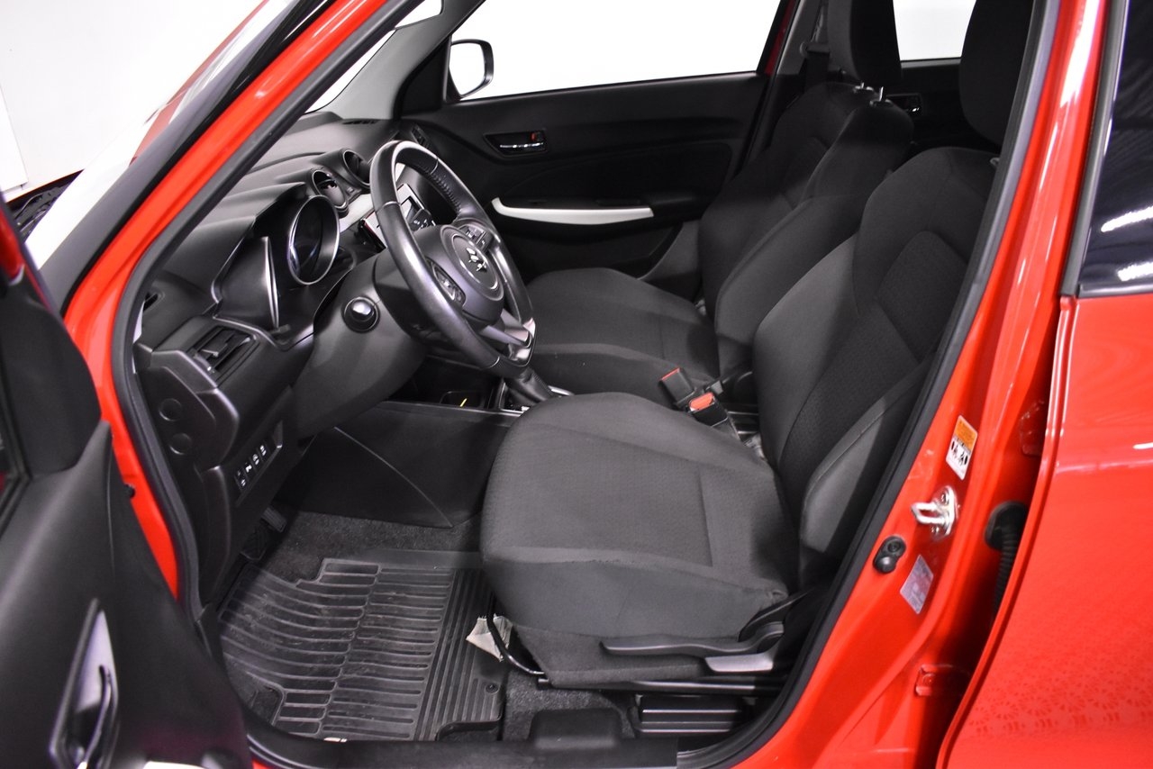 Suzuki Swift 1.2 Dualjet Hybrid 2020, kuva 9/10
