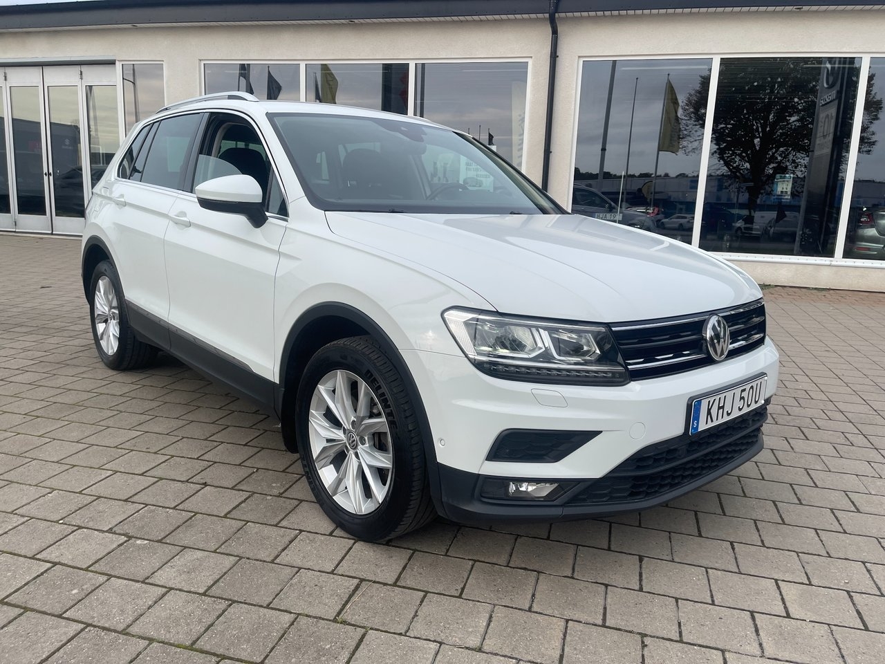 Volkswagen Tiguan 2.0 TSI 2020, photo 3/10