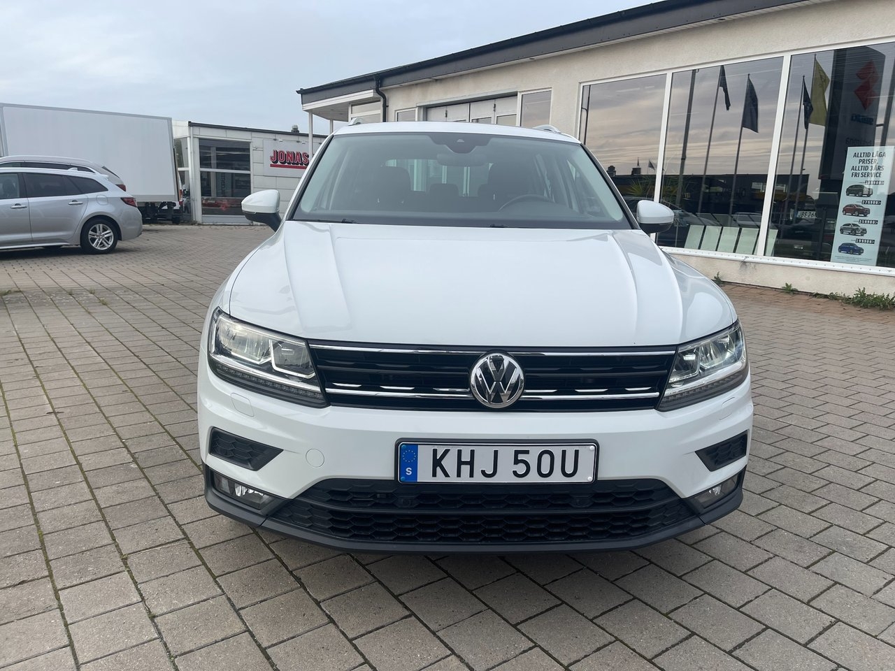 Volkswagen Tiguan 2.0 TSI 2020, photo 2/10