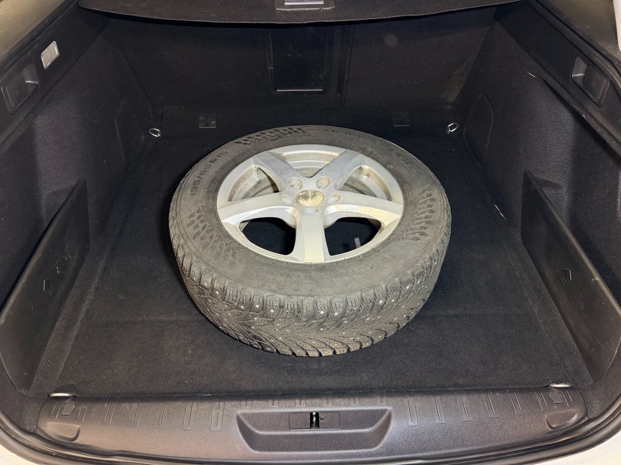 Peugeot 308 1.2 PureTech 130 2021, photo 10/10