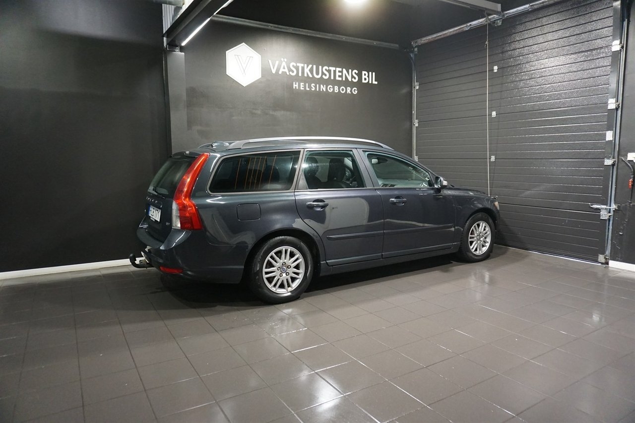 Volvo V50 1.8 Momentum 2009, bild 7/10