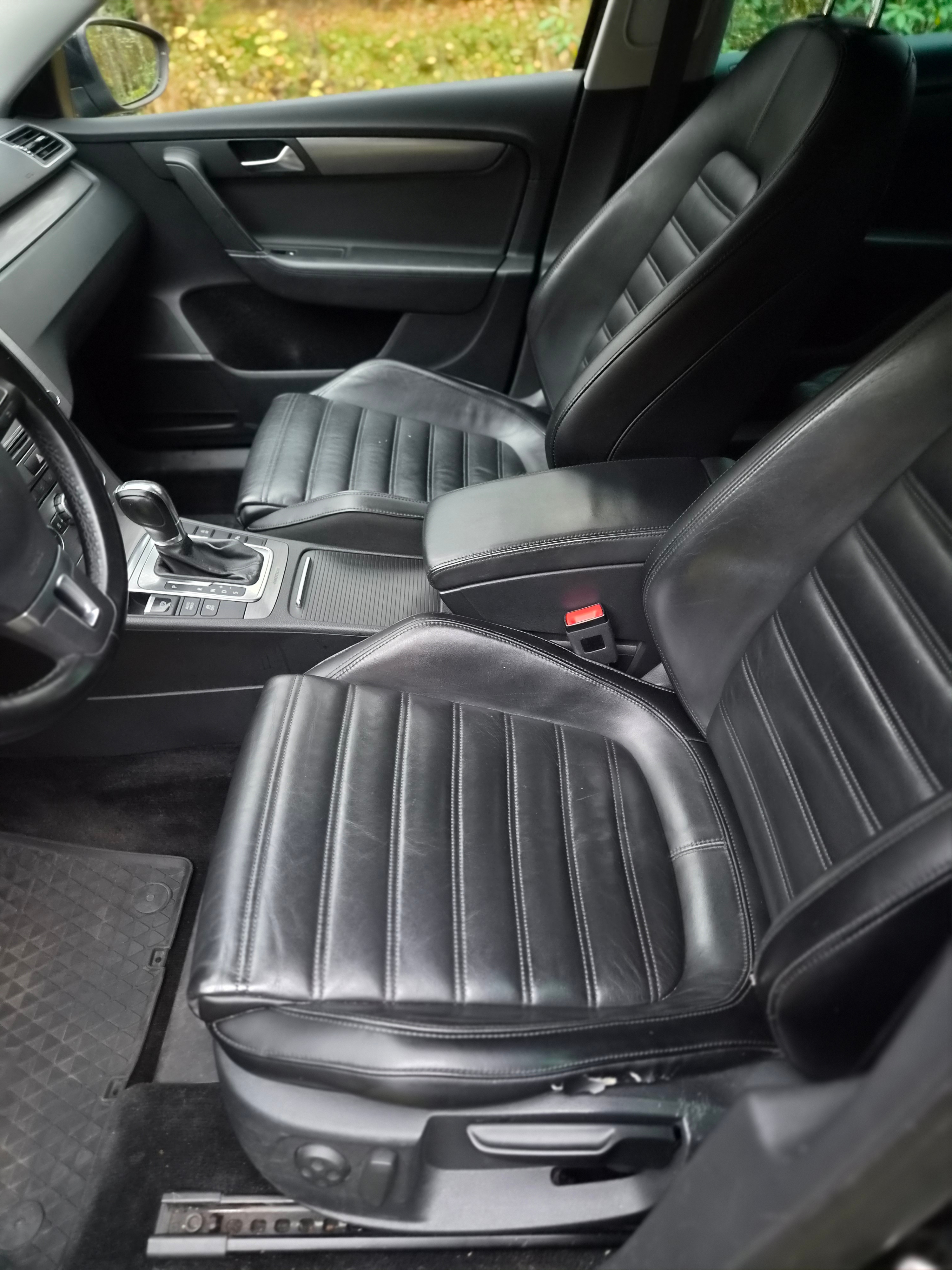 Volkswagen Passat 2.0 TDI R-Line 2013, bild 7/8