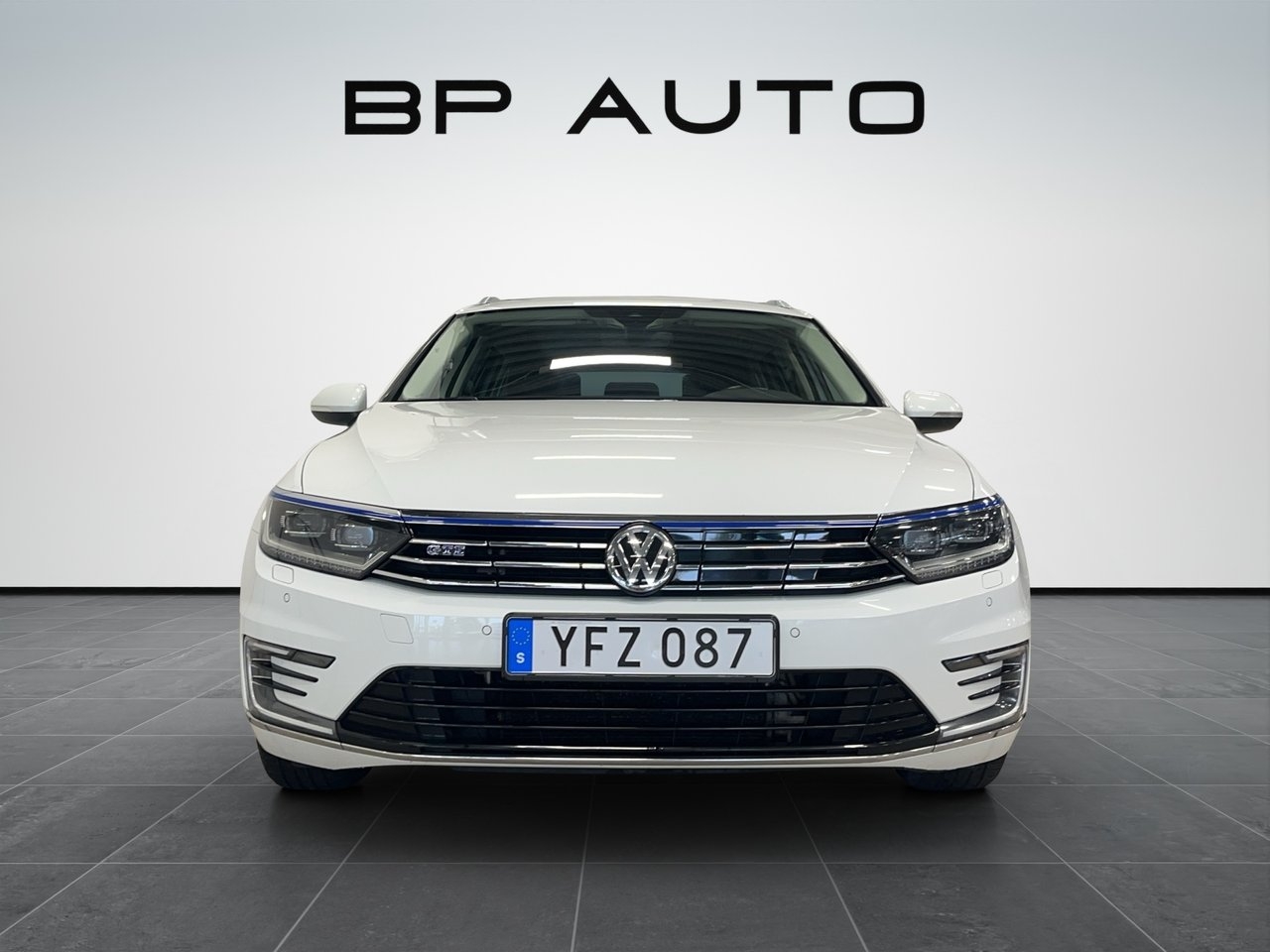 Volkswagen Passat GTE 2017, bild 3/10