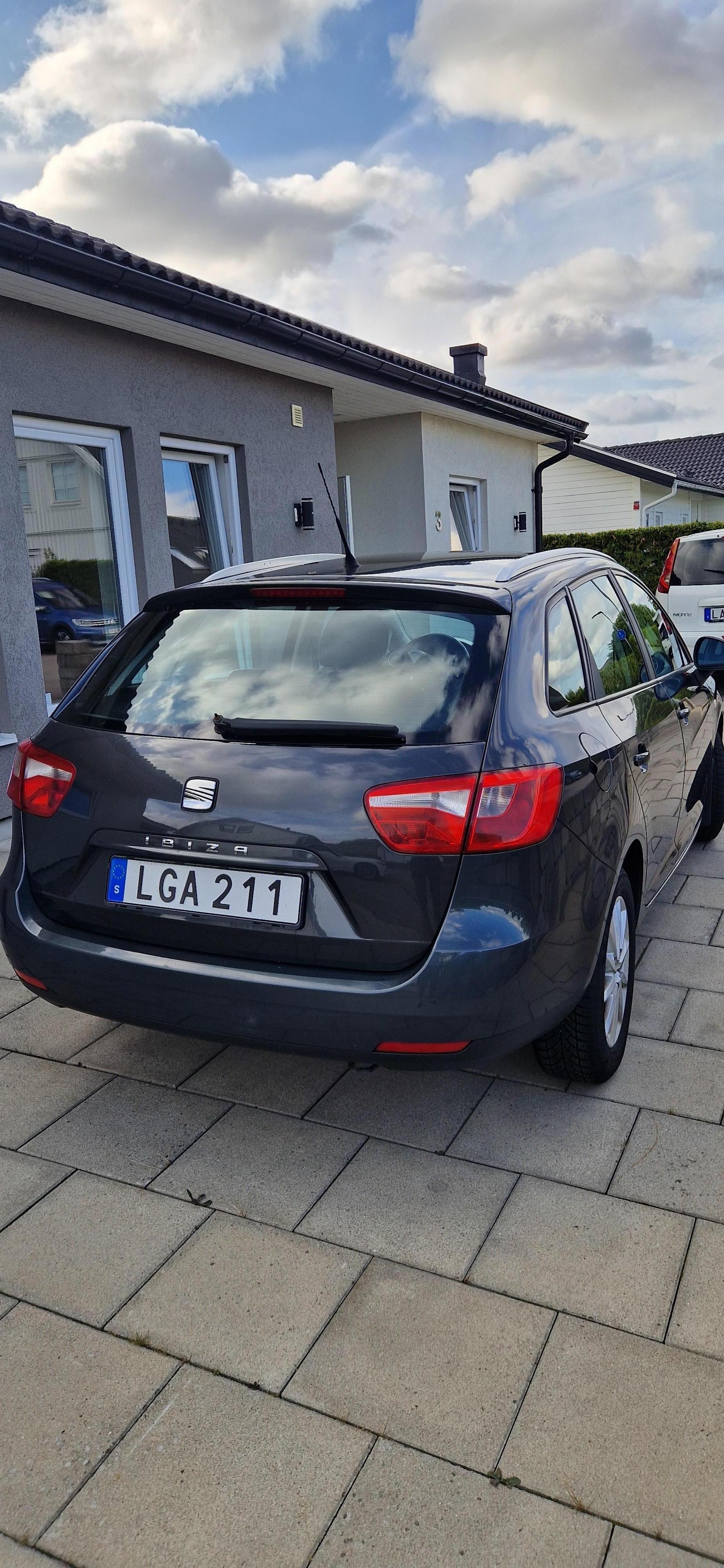 Seat Ibiza 1.6 TDI 2011, kuva 2/4