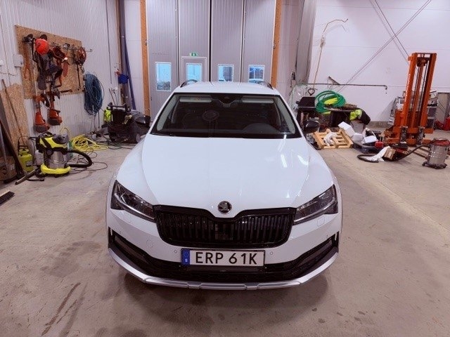 Skoda Superb Scout 2.0 TDI 2024, bild 3/10