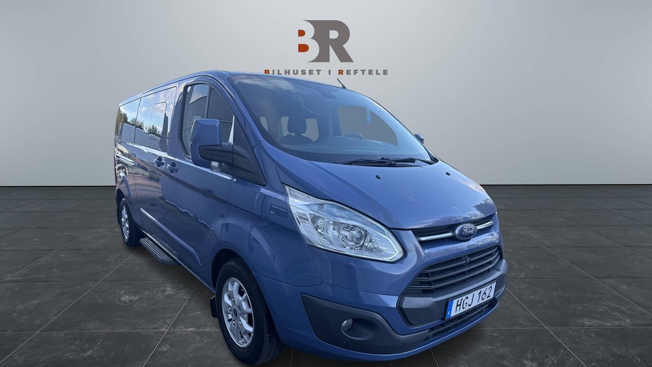 Ford Tourneo Custom 300 2.2 TDCi 2015, kuva 3/10