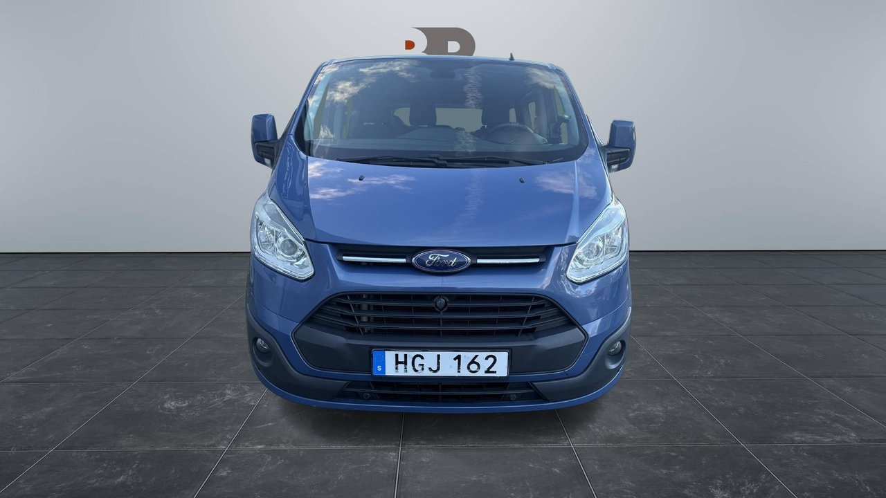 Ford Tourneo Custom 300 2.2 TDCi 2015, kuva 2/10