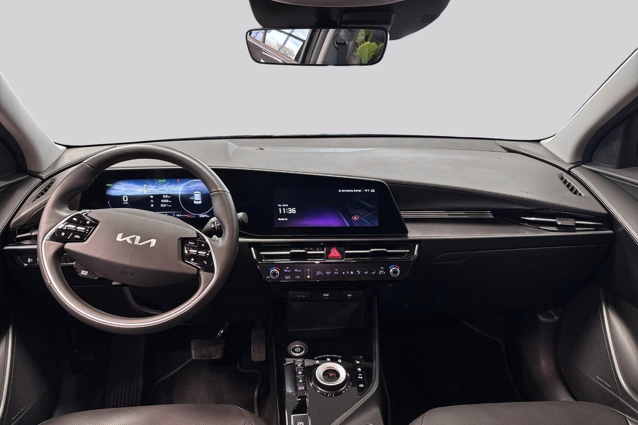 Kia Niro 64.8 kWh Advance 2023, photo 7/10