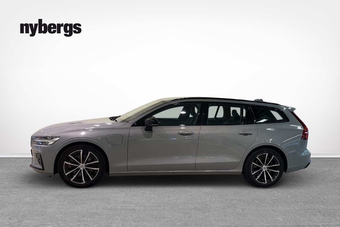 Volvo V60 Plus Dark Edition 2025, bild 2/10