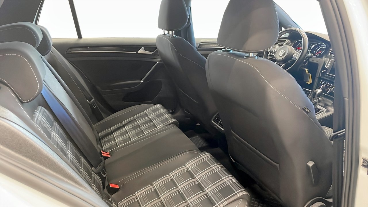 Volkswagen Golf GTD 2016, kuva 5/10