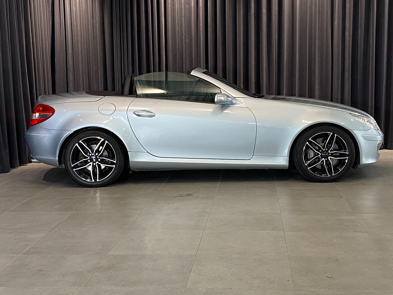 Mercedes-Benz SLK 2005, kuva 5/10