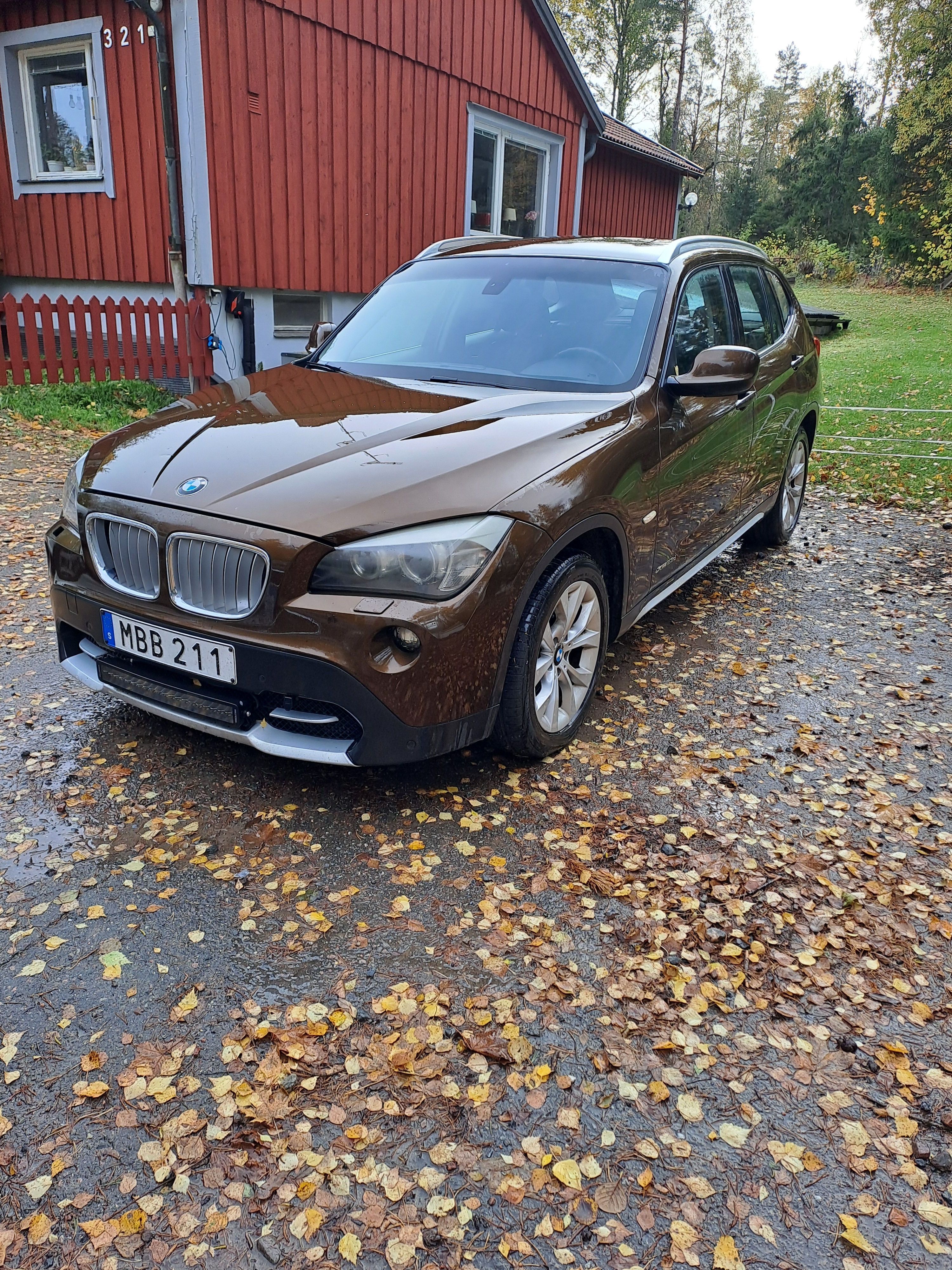 BMW X1 23d 2012, bild 2/7
