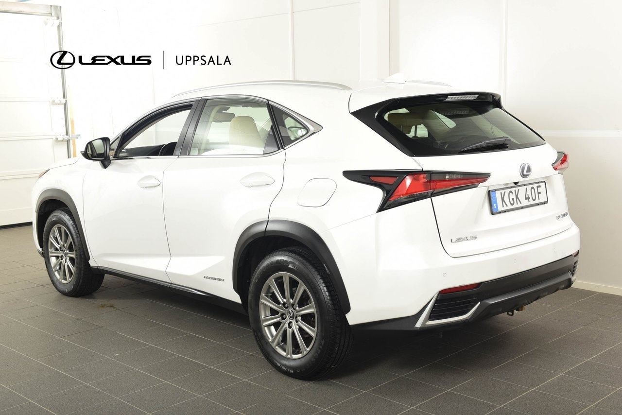Lexus NX 300h Business 2019, bild 2/10