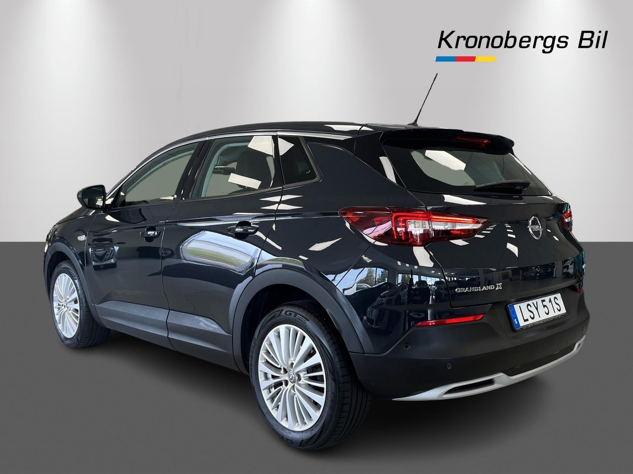 Opel Grandland X 1.6 Turbo Dynamic 2019, bild 6/10