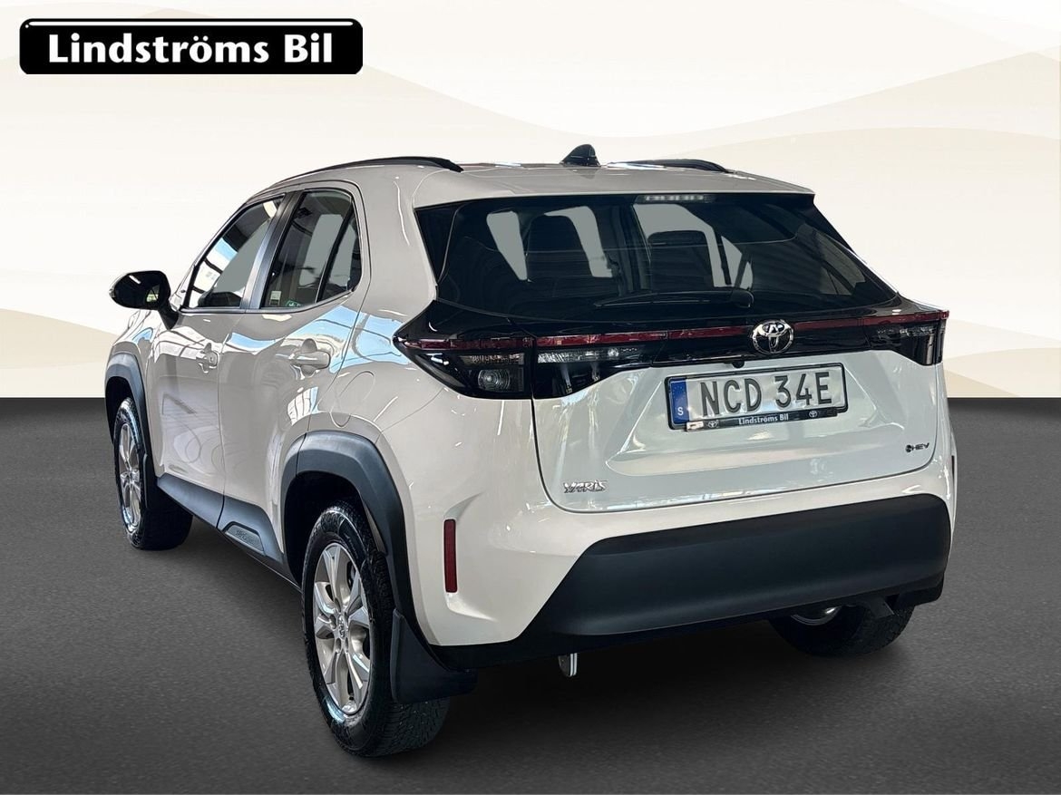 Toyota Yaris Cross 1.5 Hybrid 116 Active 2026, kuva 4/10