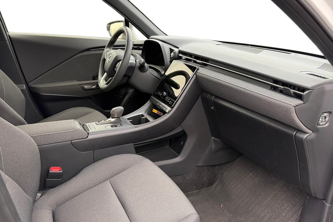 Lexus LBX 2026, bild 6/10